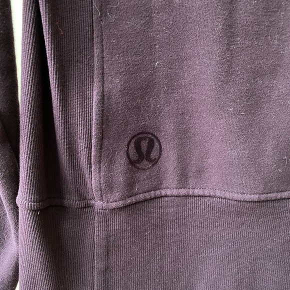 Lululemon sweatshirt with velvet detail - Picture 6 of 8
